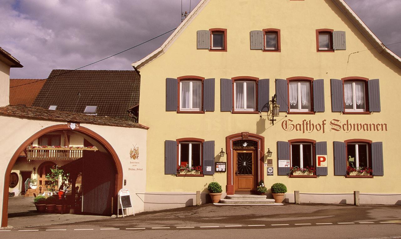 Zum Schwanen Garni 호텔 Buggingen 외부 사진